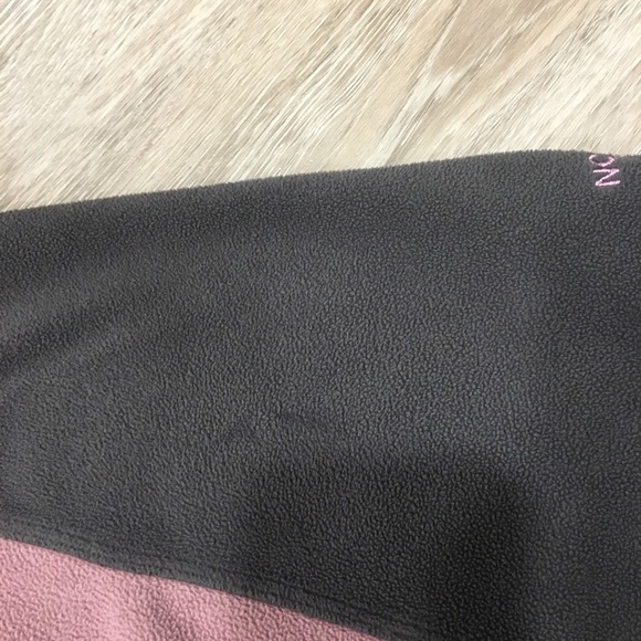 THE NORTH FACE Fleece Pullover - Picture 7 of 7